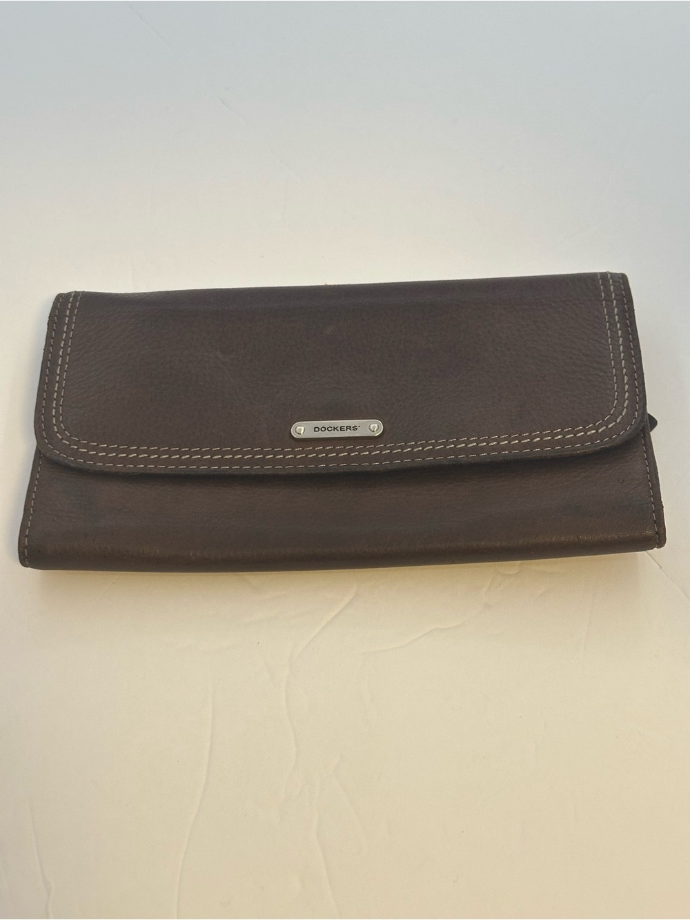Dockers Dark Brown Leather Clutch Wallet
